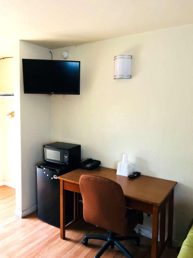 Americas Best Value Inn Visalia Rom bilde