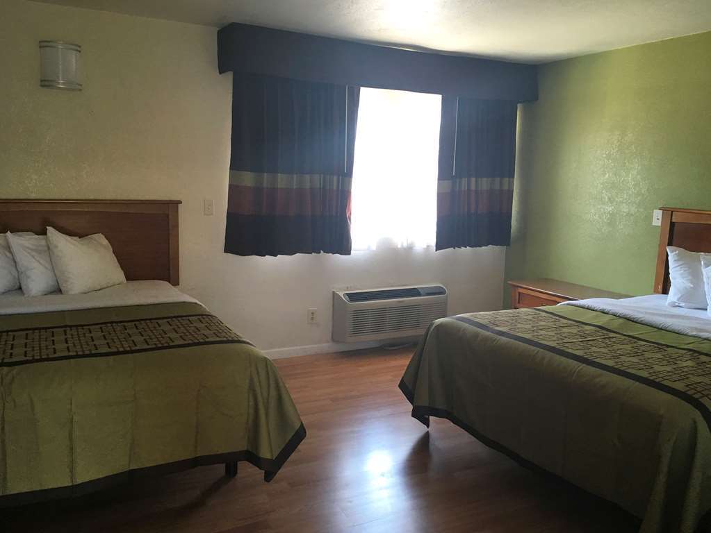 Americas Best Value Inn Visalia Rom bilde